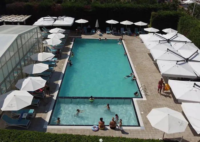 Premium Hotel Golem (Tirana)