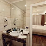 بريميوم بيتش 5*