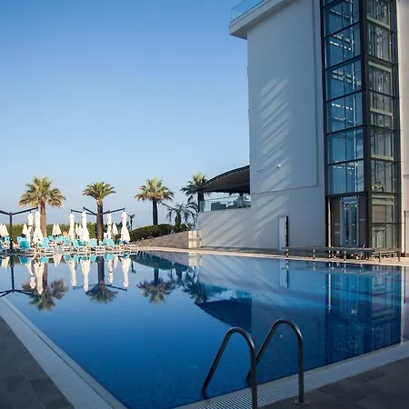 Premium Golem (Tirana)