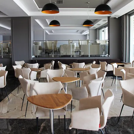Premium Otel Golem (Tirana)
