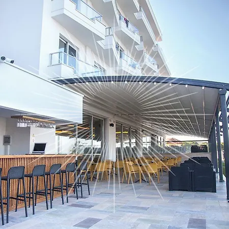 Premium Otel
