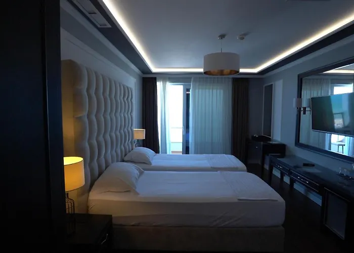 Premium Hotel 5*